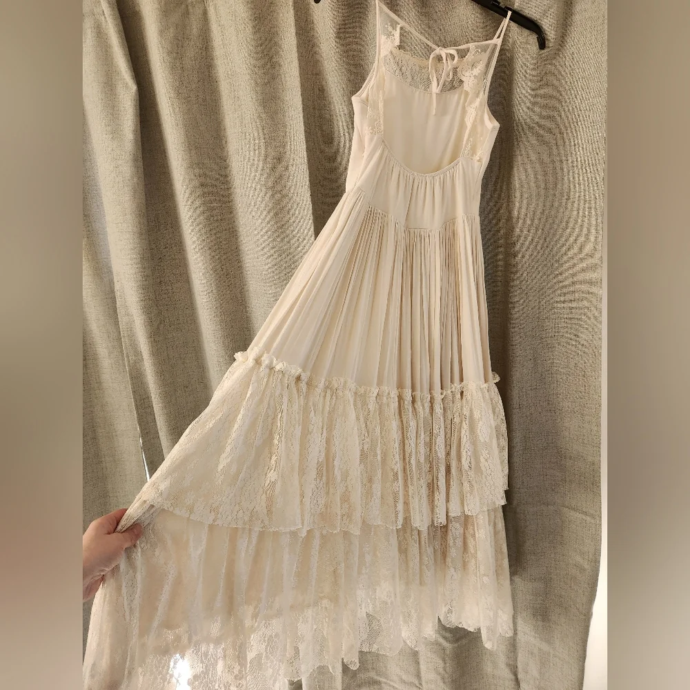 Joyfolie Cream Lace Dress - Picture 2 of 4
